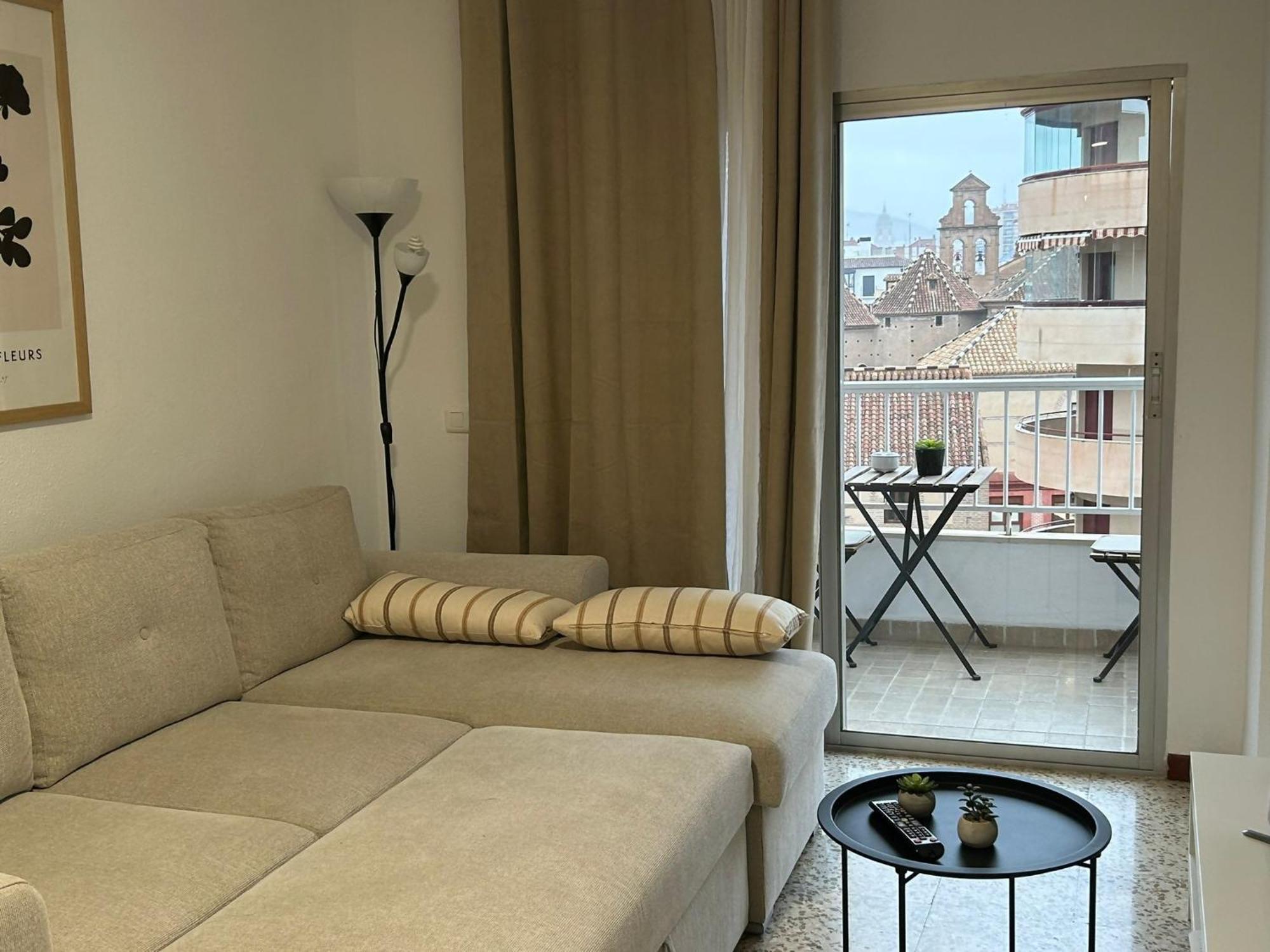 Vialia Piso Centrico Wifi Maria Zambrano Andra Apartman Málaga Kültér fotó