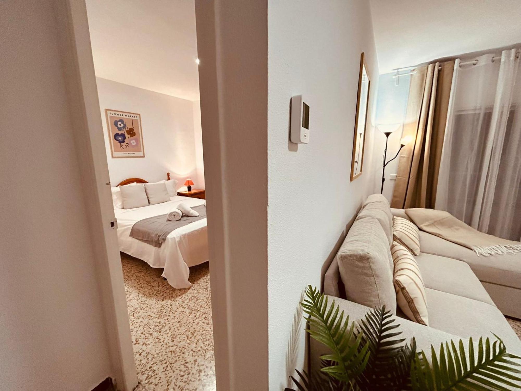 Vialia Piso Centrico Wifi Maria Zambrano Andra Apartman Málaga Kültér fotó