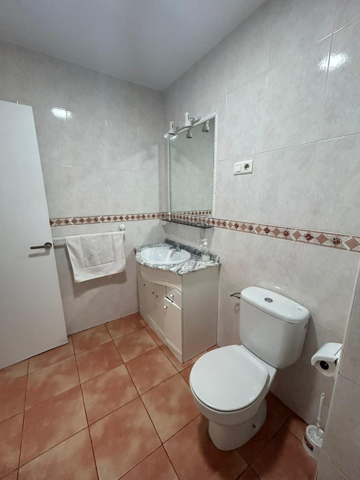 Vialia Piso Centrico Wifi Maria Zambrano Andra Apartman Málaga Kültér fotó